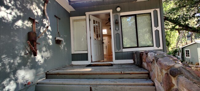 Building Photo - 1805 E Mt Lemmon Hwy