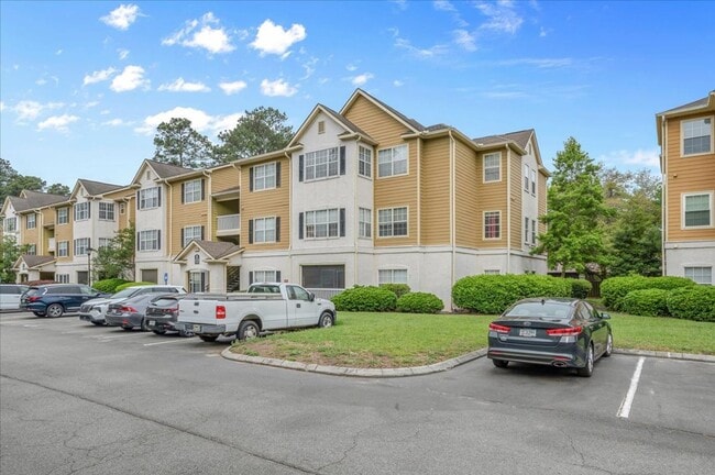 Building Photo - Spacious 3BR Condo in Gated White Marsh Island Community | Resort-Style Amenities | Pet-Friendly