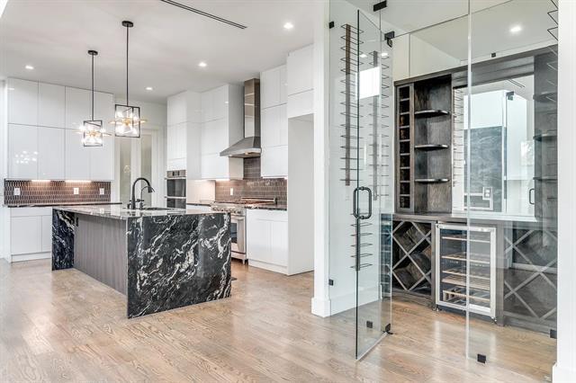 Building Photo - 4707 Cowan Ave