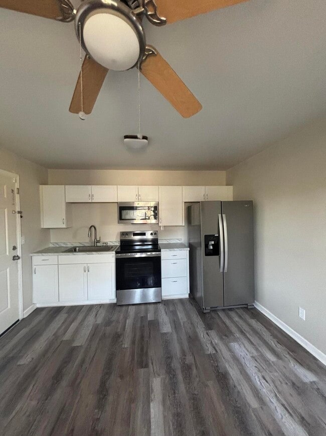 Building Photo - 2006 Scott Rd