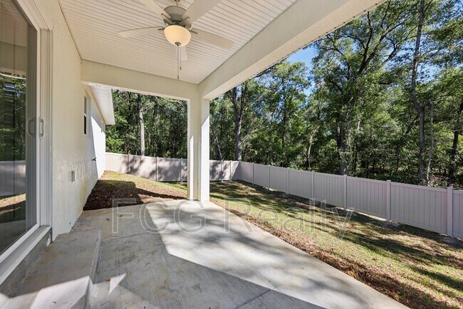 Building Photo - 10687 N Adler Dr