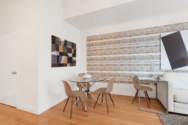 Building Photo - 2 bedroom in New York NY 10280