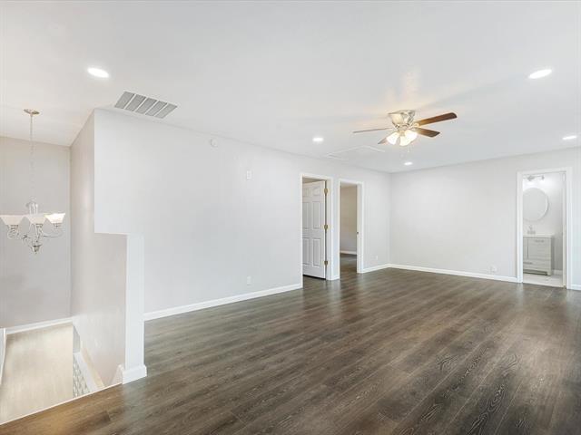 Building Photo - 2438 Lea Crest Dr