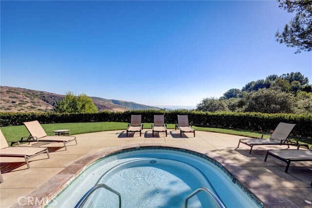 Building Photo - 10 Tasman Sea