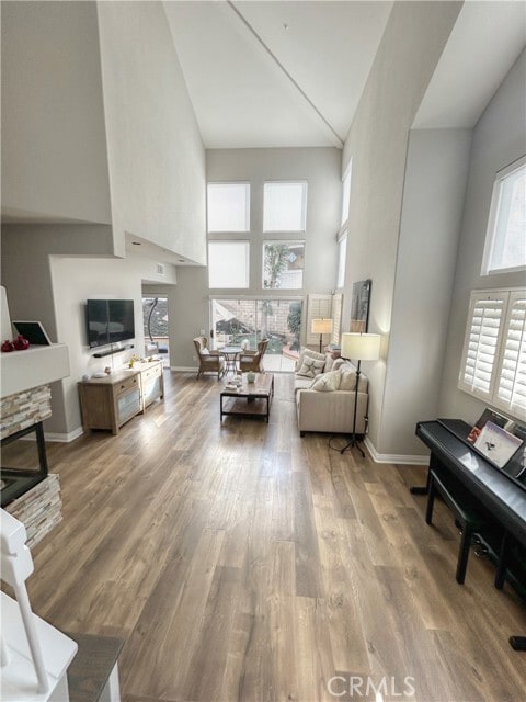 Building Photo - 801 Via Presa