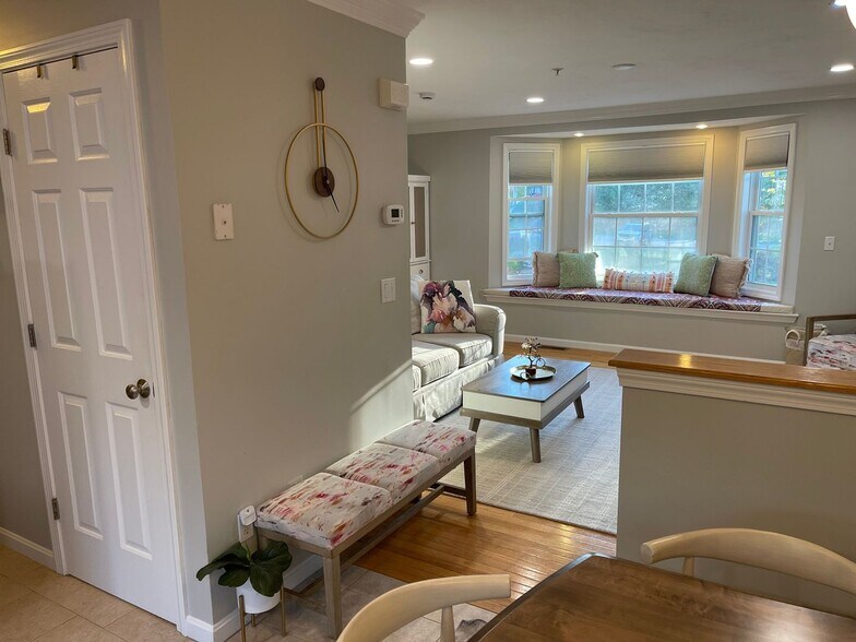 Building Photo - 21 Merrimac Way