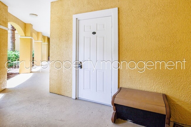 Building Photo - 2/2 Condo in Millenia Available Now
