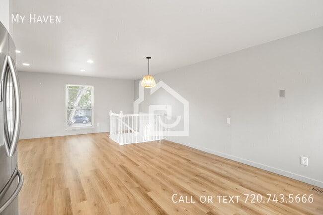 Building Photo - 16205 E Villanova Pl