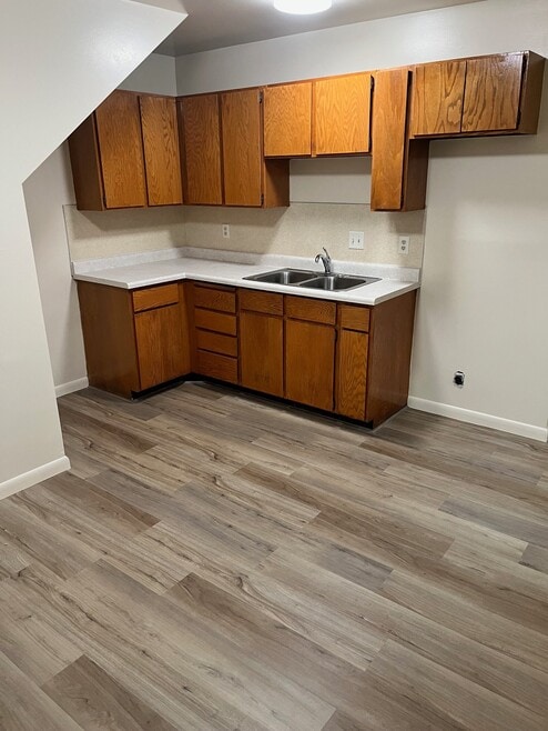 Building Photo - 657 S 400 E