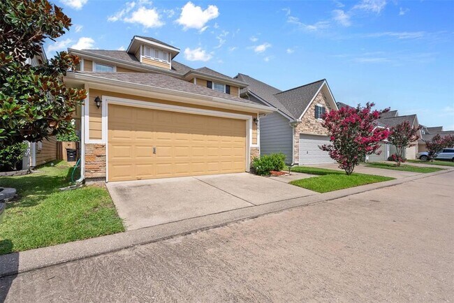 Building Photo - 6439 Wilshire Ridge