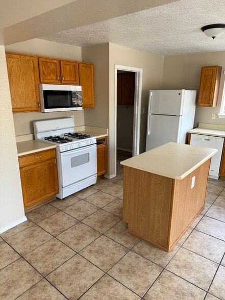 Building Photo - 8309 Casa Morena Ct NW