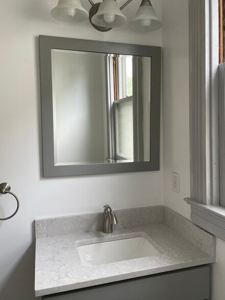 Bathroom - 70 Rutgers St