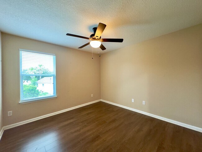 Building Photo - Spacious 4-Bedroom Home with Outdoor Oasis in Sought-After Wynnfield Lakes—Minutes from Beach, Sh...