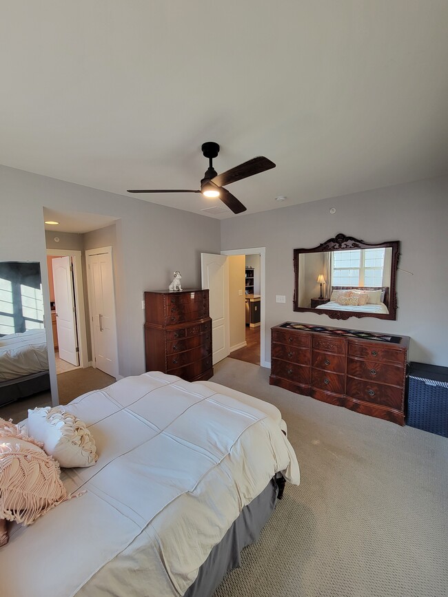 Building Photo - 121B Hagen Dr