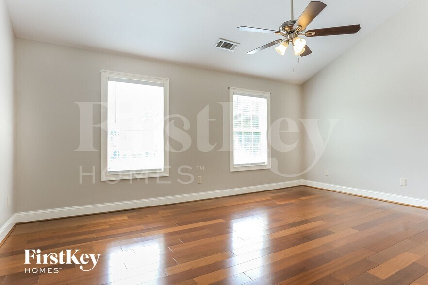 Building Photo - 3890 Brushy Wood Dr