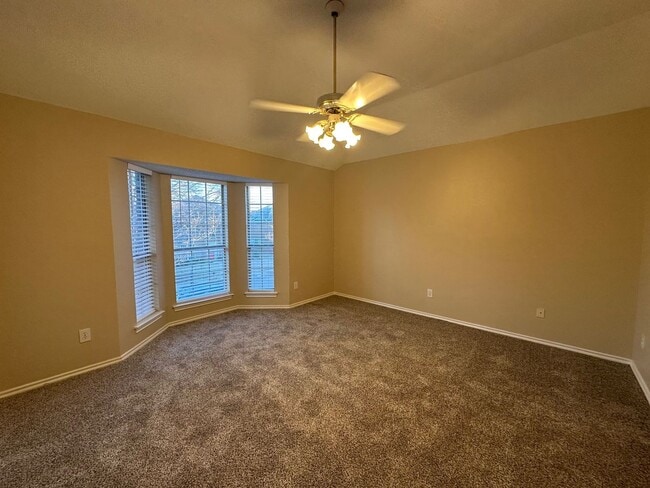 Building Photo - Coming Soon- Move in available 4/10/26