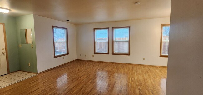 Building Photo - Spacious 3-Bedroom Home on a Quiet Cul-de-Sac in McKinleyville