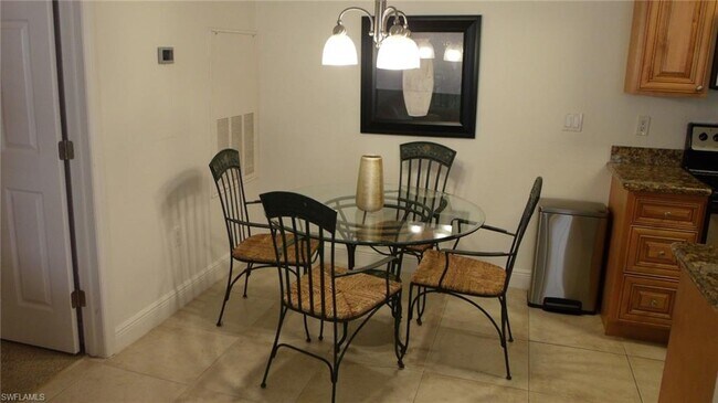 Building Photo - 12591 Equestrian Cir