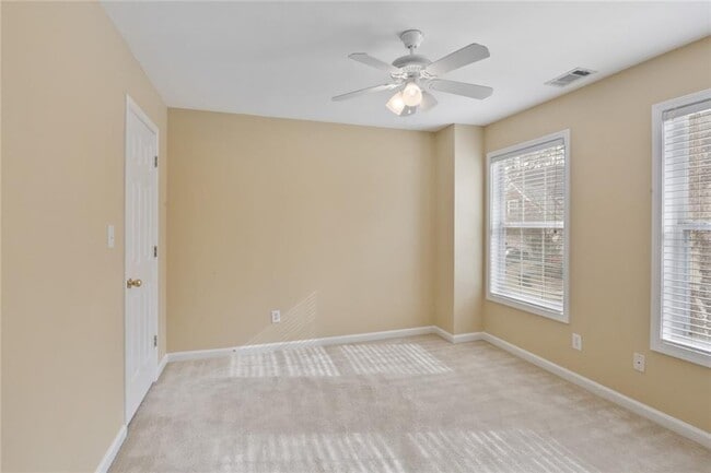 Building Photo - 2109 Berryhill Cir SE