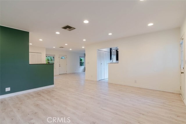 Building Photo - 6859 Hesperia Ave