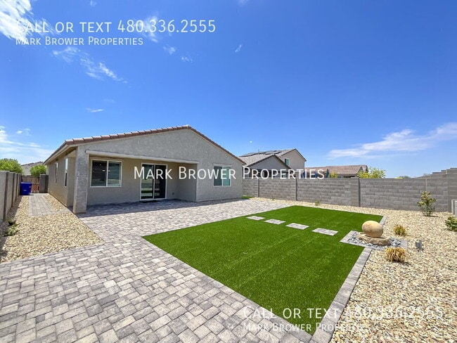 Building Photo - 17826 W Via De Luna Dr