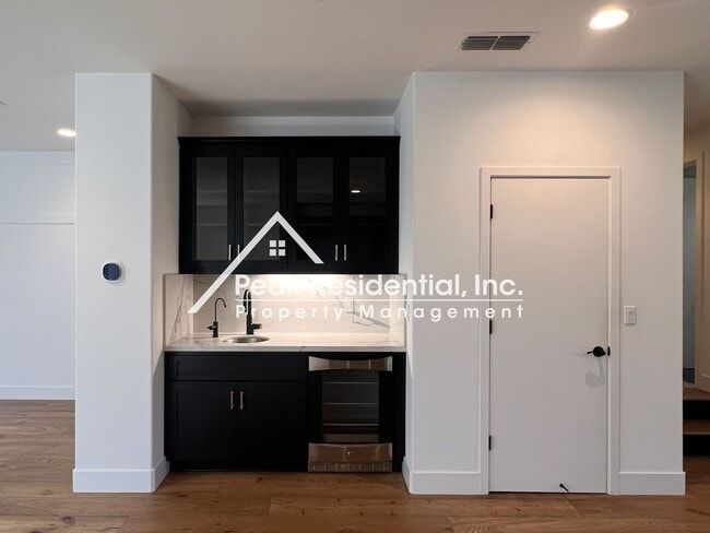 Building Photo - Elevated Luxury Living in This Updated 3BD/3.5BA Downtown Home with Private Rooftop
