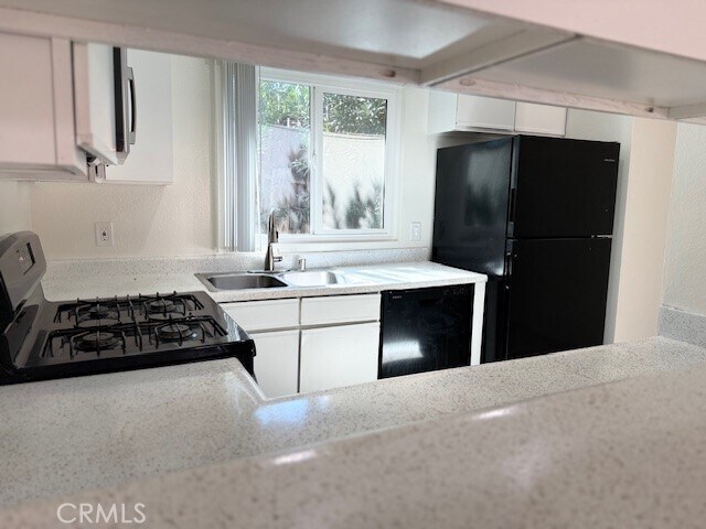 Building Photo - 79661 Ave 42