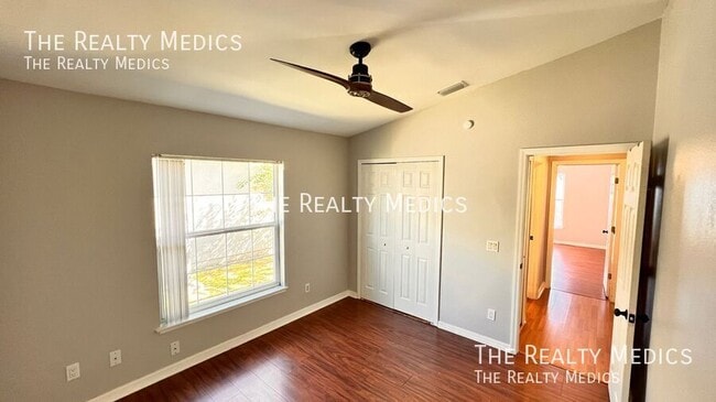 Building Photo - 2132 Falkner Rd