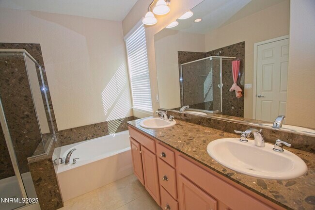Building Photo - 2798 Peavine Creek Rd