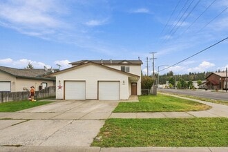 Building Photo - 800 N Regal Ct