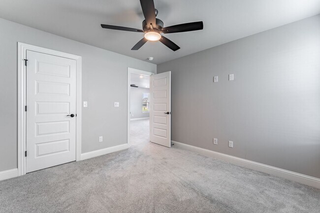 Building Photo - Newly Built Bentonville Home