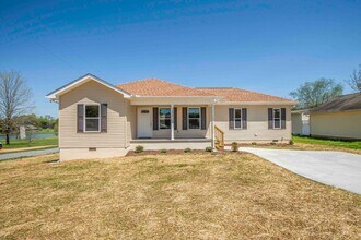Building Photo - Knoxville 37849 - 3BR/2.5BA home with wash...