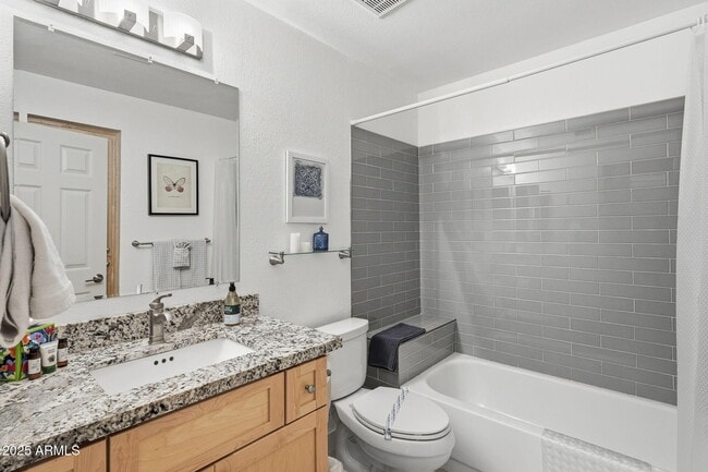 Building Photo - 9708 E Vía Linda