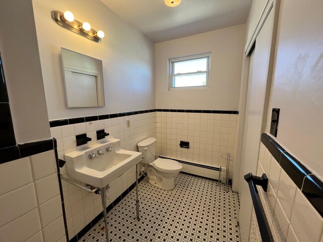 Building Photo - Call Sabrina Thomas Office at 757-767-0767 for more information