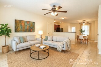 Building Photo - 3612 S Hampton Ct
