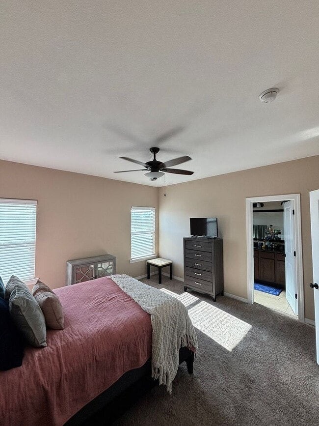 Building Photo - HOME FOR RENT IN THE UPPER VALLEY IN WEST EL PASO