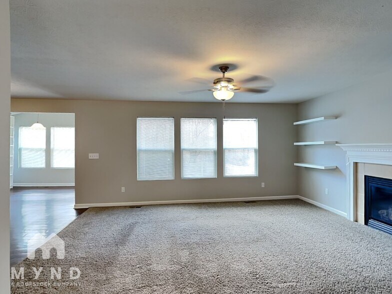 Building Photo - 335 Cloverhill Dr