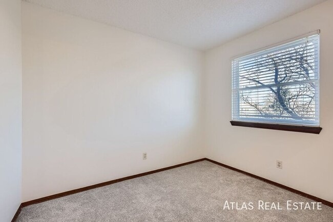 Building Photo - 11403 E Ellsworth Pl