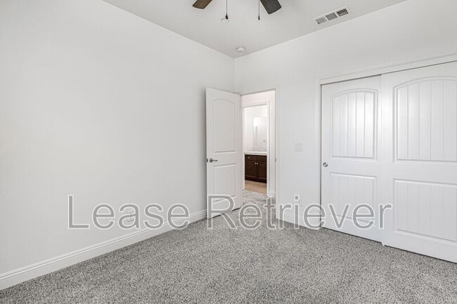 Building Photo - 2160 N Stokes Ct
