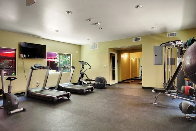  - Villa Sofia (Woodman)