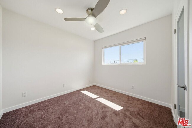 Building Photo - 510 Pacific Ave