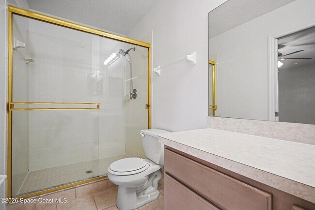 Building Photo - 5353 Outlook Dr