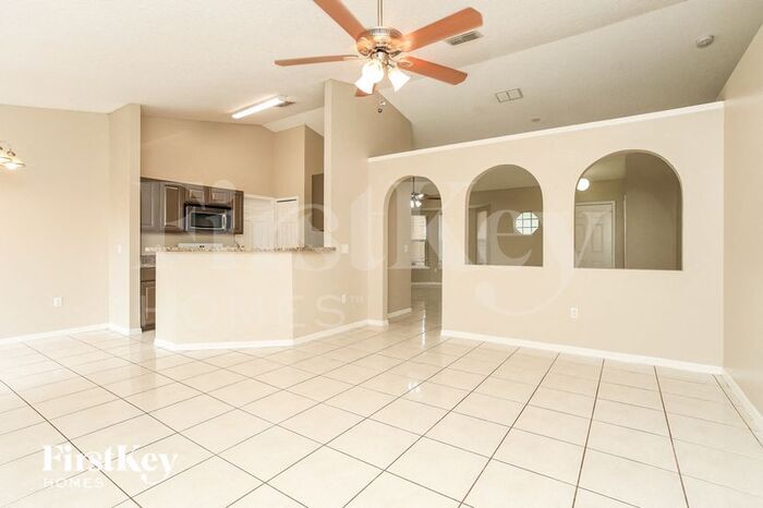 Building Photo - 205 Tiffany Ct