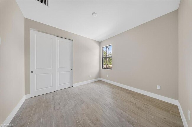 Building Photo - 311 Fitch Ave