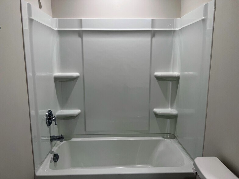 Building Photo - 2606 Comanche Ct