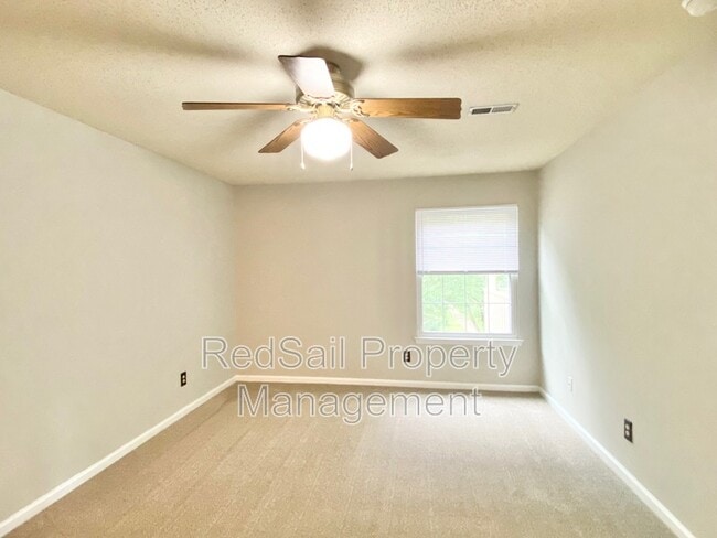 Building Photo - 103 Windsor Ln