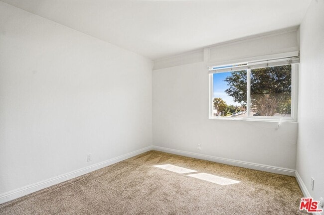 Building Photo - 416 Bolero Way