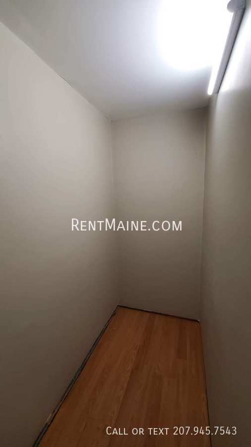 Building Photo - 60 S Factory St