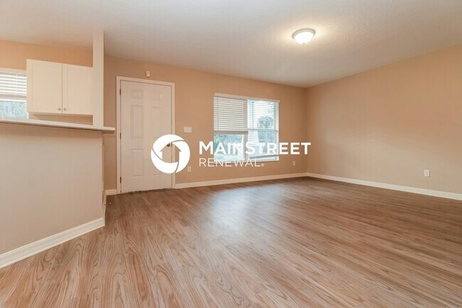 Building Photo - 3 Bedroom Pet-Friendly Home in St Petersburg, FL with Main Street Renewal