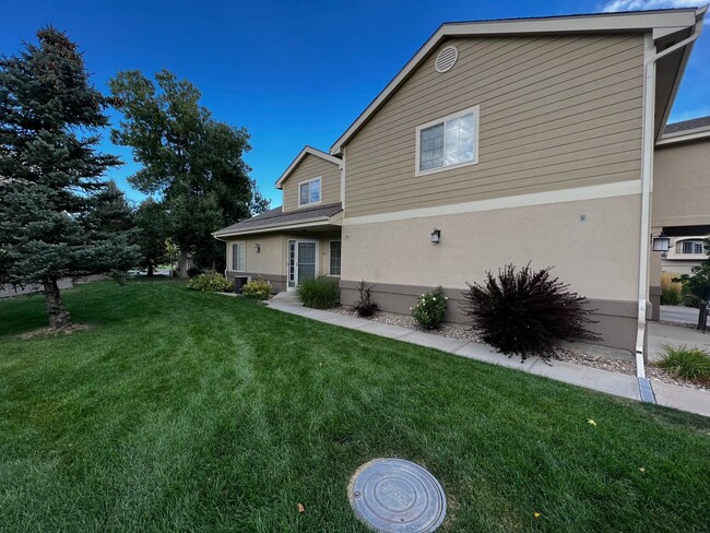 Building Photo - Stunning 4-Bedroom, 4-Bathroom Home in Sou...